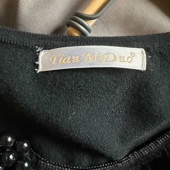 Black Beaded Sweater with Fur Collar - Picture 3 of 3